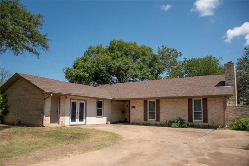 3306 Whitepine Dr, Austin, TX, 78757-1654 | Card Image