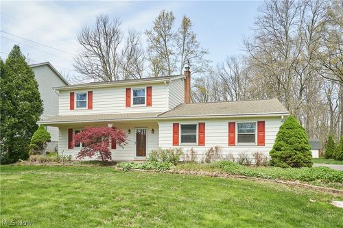 3083 Cliffside Dr, Copley, OH, 44321-2205 | Card Image