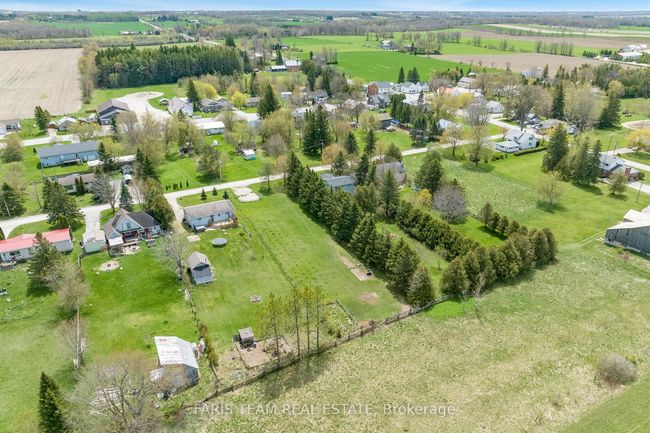 117 Charles St, Home with 0 bedrooms, 0 bathrooms and null parking in Maxwell ON | Image 6
