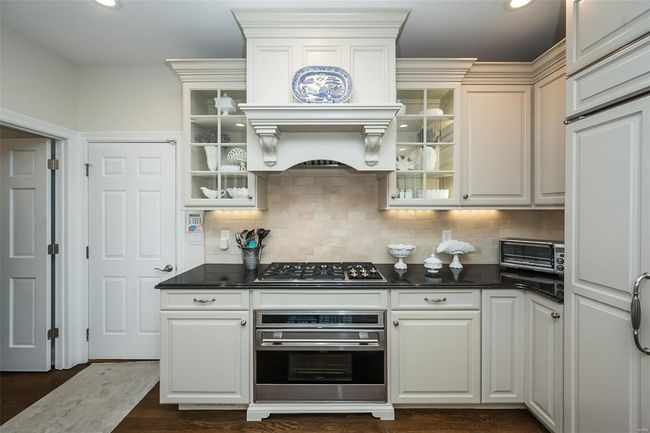 1519 Mallard Landing Ct, Condo with 4 bedrooms, 4 bathrooms and 2 parking in Chesterfield MO | Image 8