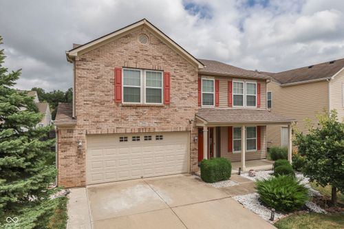 2940 Seasons Dr, Greenwood, IN, 46143-6798 | Card Image