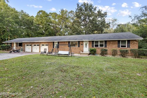 126 Parkertown Rd, Hubert, NC, 28539-3918 | Card Image