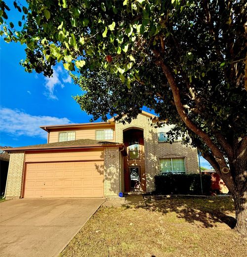 4000 Juniper Ct, Euless, TX, 76040-3403 | Card Image