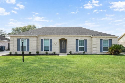 13914 Oakwood Lane, Sugar Land, TX, 77498 | Card Image