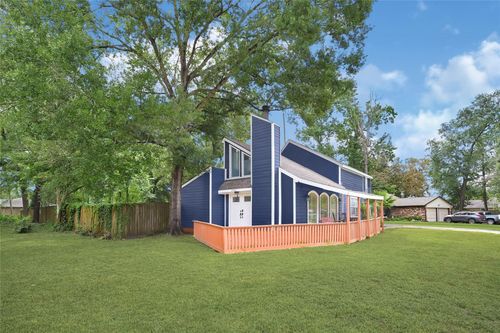 17502 S Compass Rose Cir, Crosby, TX, 77532-4209 | Card Image