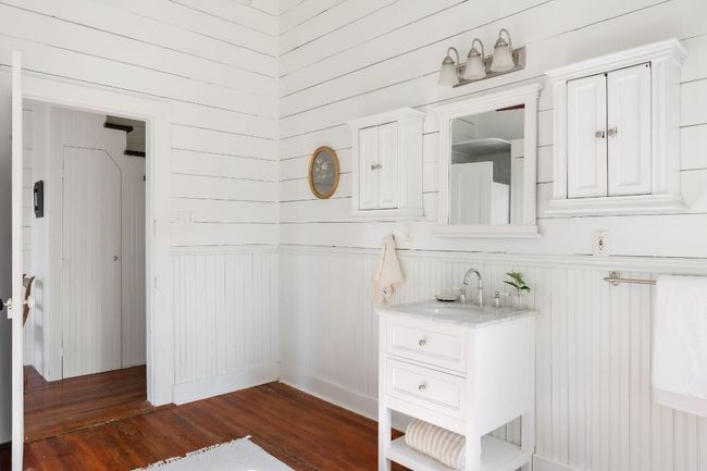 1211 E 13 Th St, House other with 2 bedrooms, 1 bathrooms and 1 parking in Austin TX | Image 37