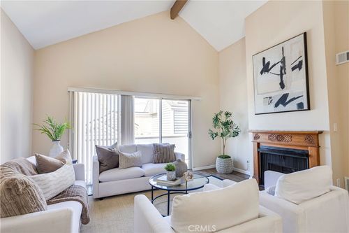 apt-417-628 Daisy Ave, Long Beach, CA, 90802-1163 | Card Image