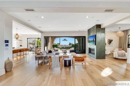 5342 Chelsea, La Jolla, CA, 92037 | Card Image