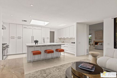 6 Trojan Ct, Rancho Mirage, CA, 92270-3153 | Card Image