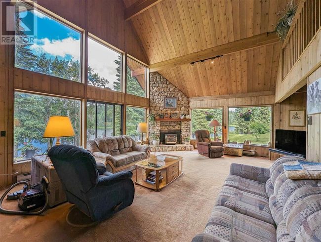 5397 Mahood Lake Rd, House other with 4 bedrooms, 3 bathrooms and null parking in Lone Butte BC | Image 5