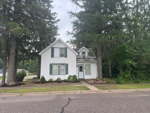 522 Court Ave N, Sandstone, MN, 55072-5149 | Card Image