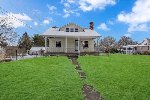 522 18th Ave, Patterson Hts, PA, 15010-2948 | Card Image