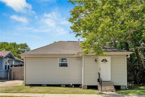 5682 General Haig Street, New Orleans, LA, 70124 | Card Image
