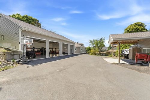 19 Curry Rd, Cranston, RI, 02920-2109 | Card Image