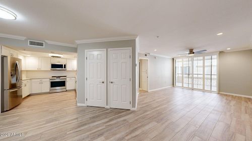 309-4200 N Miller Rd, Scottsdale, AZ, 85251-3624 | Card Image