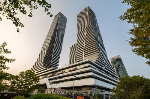 1414-30 Shore Breeze Dr, Etobicoke, ON, M8V0J1 | Card Image