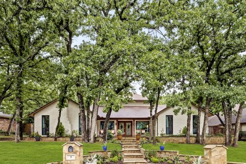 8 Cypress Ct, Trophy Club, TX, 76262-5542 | Card Image