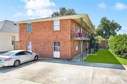3316 Delambert St, Chalmette, LA, 70043-2363 | Card Image