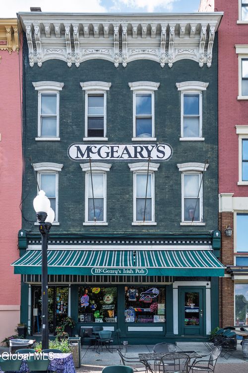 4 Clinton Sq, Albany, NY, 12207-2214 | Card Image