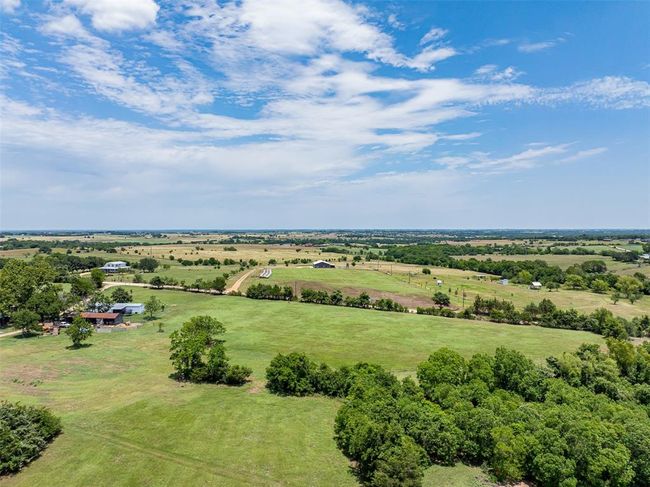4330 Post Oak Point Rd, Home with 4 bedrooms, 4 bathrooms and 3 parking in New Ulm TX | Image 46