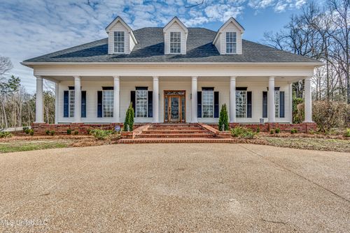 200 Cripple Creek Rd, Canton, MS, 39046-9212 | Card Image