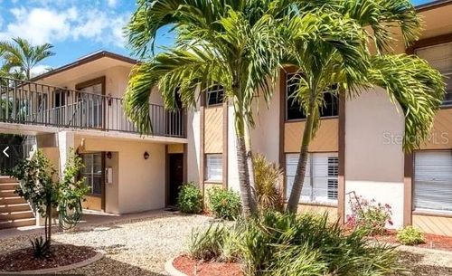 apt-723-16881 Davis Rd, FORT MYERS, FL, 33908-2926 | Card Image