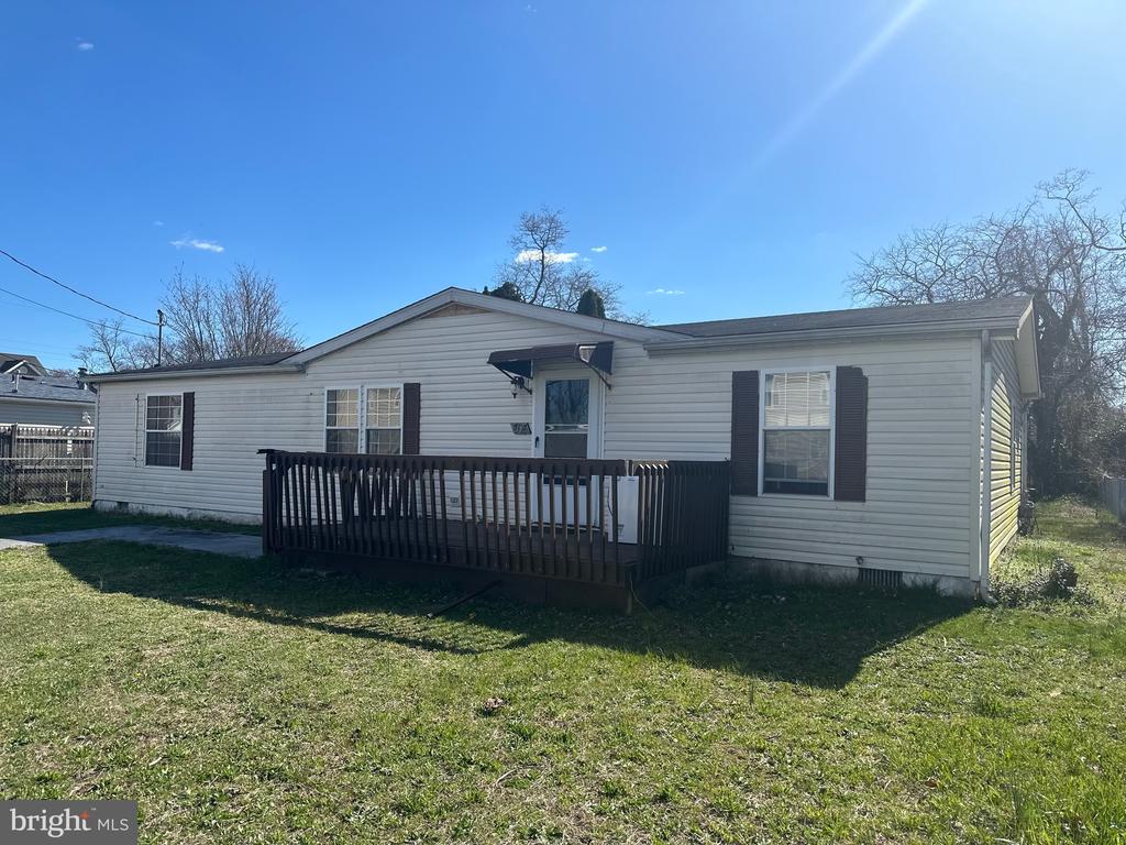 Fernwood Ave, Pleasantville, NJ 08232