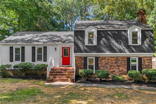 5920 Hingham Dr, New Kent, VA, 23124-2801 | Card Image