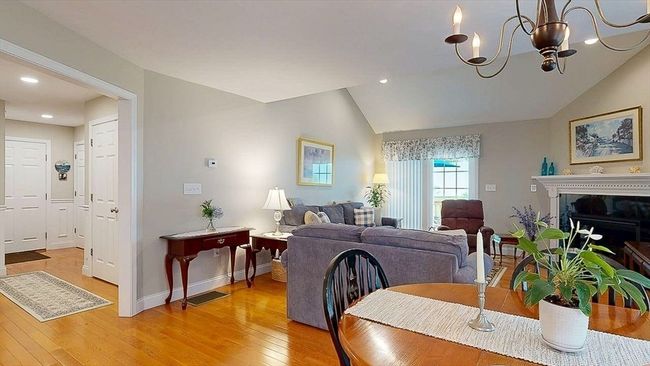 63 - 67 Cobblestone Ln, Condo with 2 bedrooms, 2 bathrooms and 1 parking in Worcester MA | Image 11