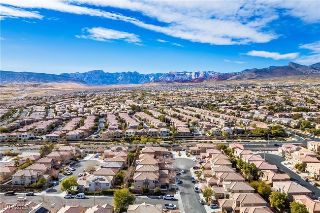 752 White Grotto St, House other with 5 bedrooms, 3 bathrooms and null parking in Las Vegas NV | Image 9