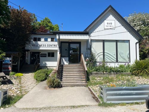 1-120 Hereford Avenue, Out of Area, BC, V8K2T4 | Card Image