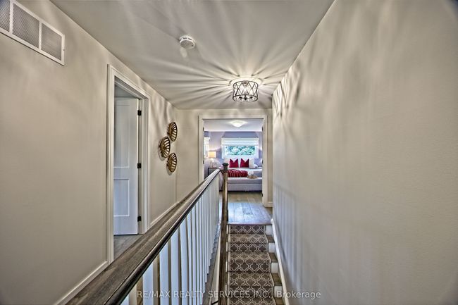 26 Scribner Crt, House other with 4 bedrooms, 3 bathrooms and 4 parking in Brampton ON | Image 22