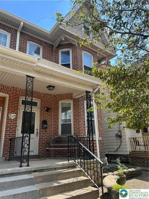 250 E Goepp St, BETHLEHEM, PA, 18018-4135 | Card Image