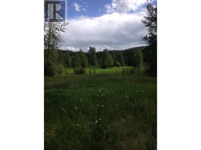 10860 Lake Creek Rd, Home with 0 bedrooms, 0 bathrooms and null parking in Hixon BC | Image 7