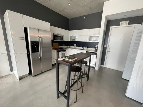 apt-1205-133 Ne 2nd Ave, Miami, FL, 33132-2911 | Card Image