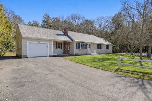 1820 Santuit Newtown Rd, Cotuit, MA, 02635-2509 | Card Image