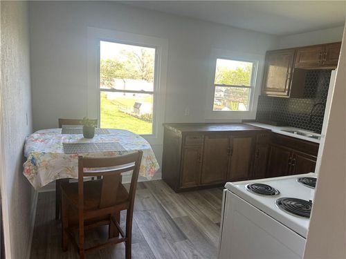 1311 S Crane St, Independence, MO, 64055-1626 | Card Image