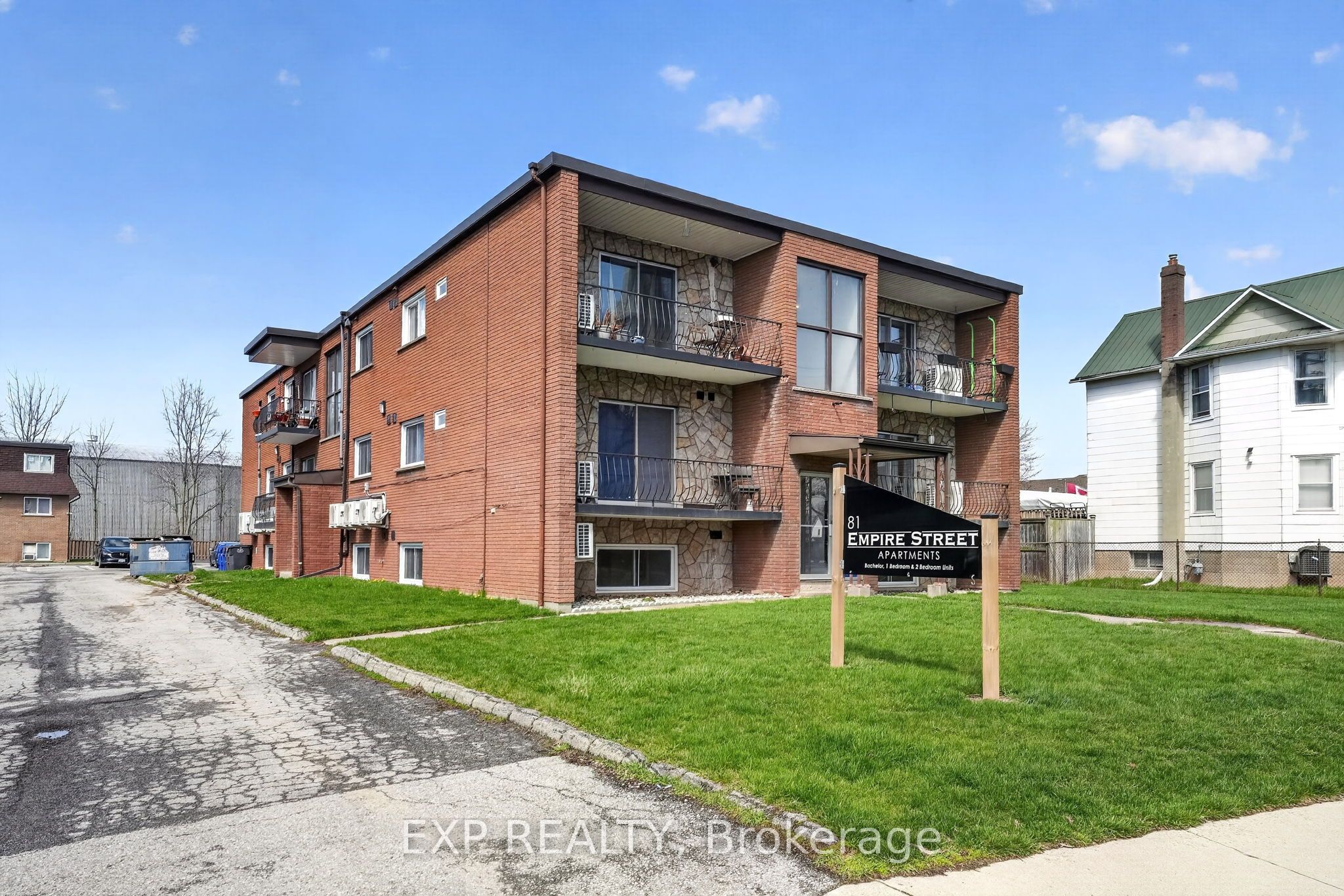 Commercial Sale in Welland 4