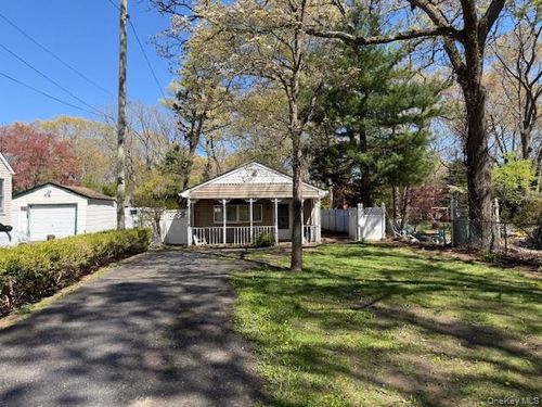 125 Wood Road, Brookhaven, NY, 11720 | Card Image