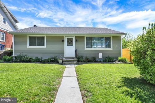 307 Summit Ave, READING, PA, 19607-1521 | Card Image