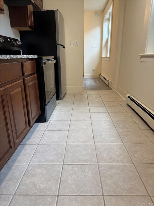 2c-294 Main St, Beacon, NY, 12508-3015 | Card Image