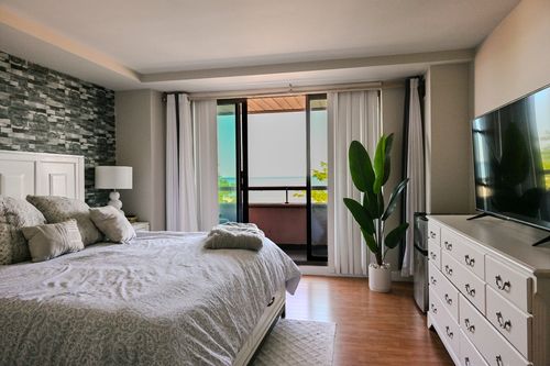 2a-350 Revere Beach Blvd, Revere, MA, 02151-4800 | Card Image