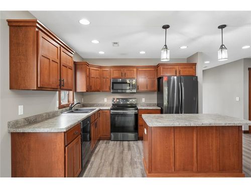 1707 Squirrel Way, New Richmond, WI, 54017-7276 | Card Image