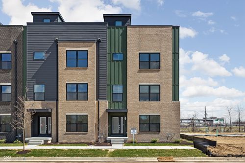 9887 Baneberry Ln, Carmel, IN, 46290-1213 | Card Image