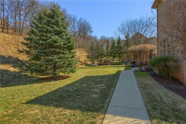 509 Sword Dance Pl, House other with 4 bedrooms, 5 bathrooms and 3 parking in Cranberry Twp PA | Image 48
