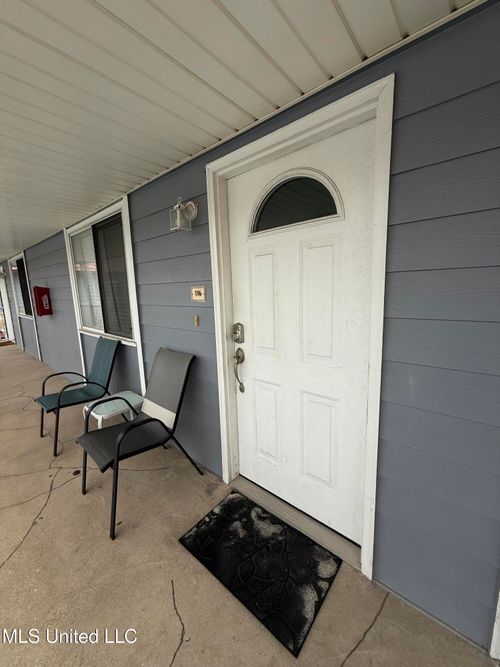 apt-h116-1664 Beach Blvd, Biloxi, MS, 39531-5351 | Card Image