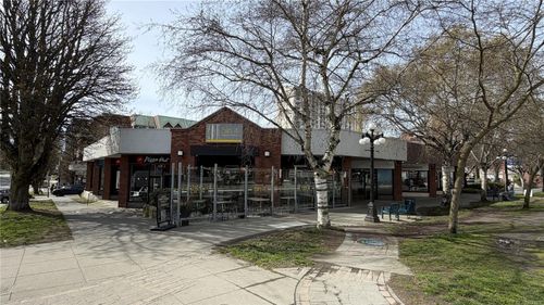 170-911 Yates St, Victoria, BC, V8V3M4 | Card Image