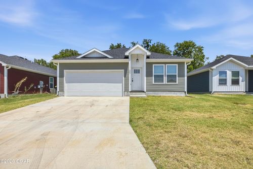 207 Eagle Edge Ave, Duenweg, MO, 64841-1112 | Card Image