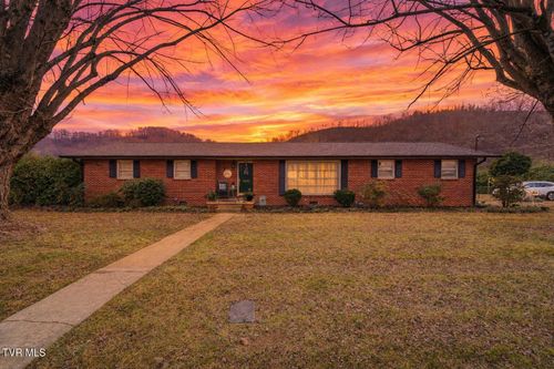 1200 Michigan Ave, Elizabethton, TN, 37643-2430 | Card Image