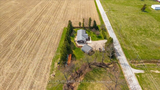 4609 Douglas Line, House other with 4 bedrooms, 2 bathrooms and 5 parking in Town Of Plympton Wyoming ON | Image 42